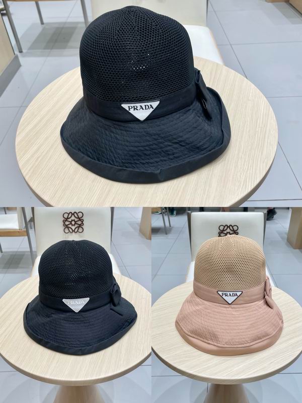 Prada hat 050301
